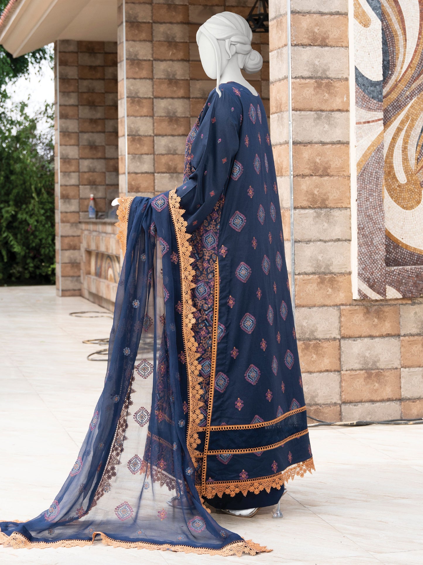 Embroidered Lawn