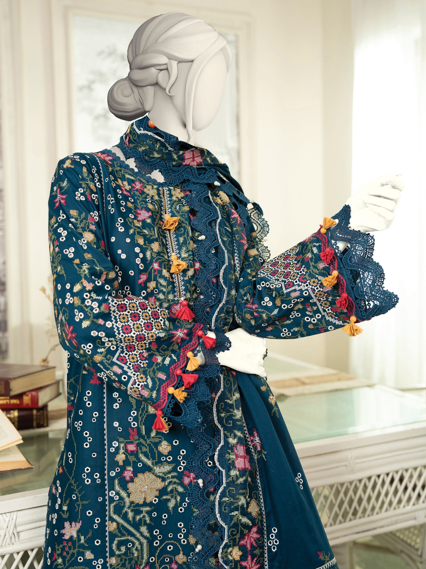 Navy Muse