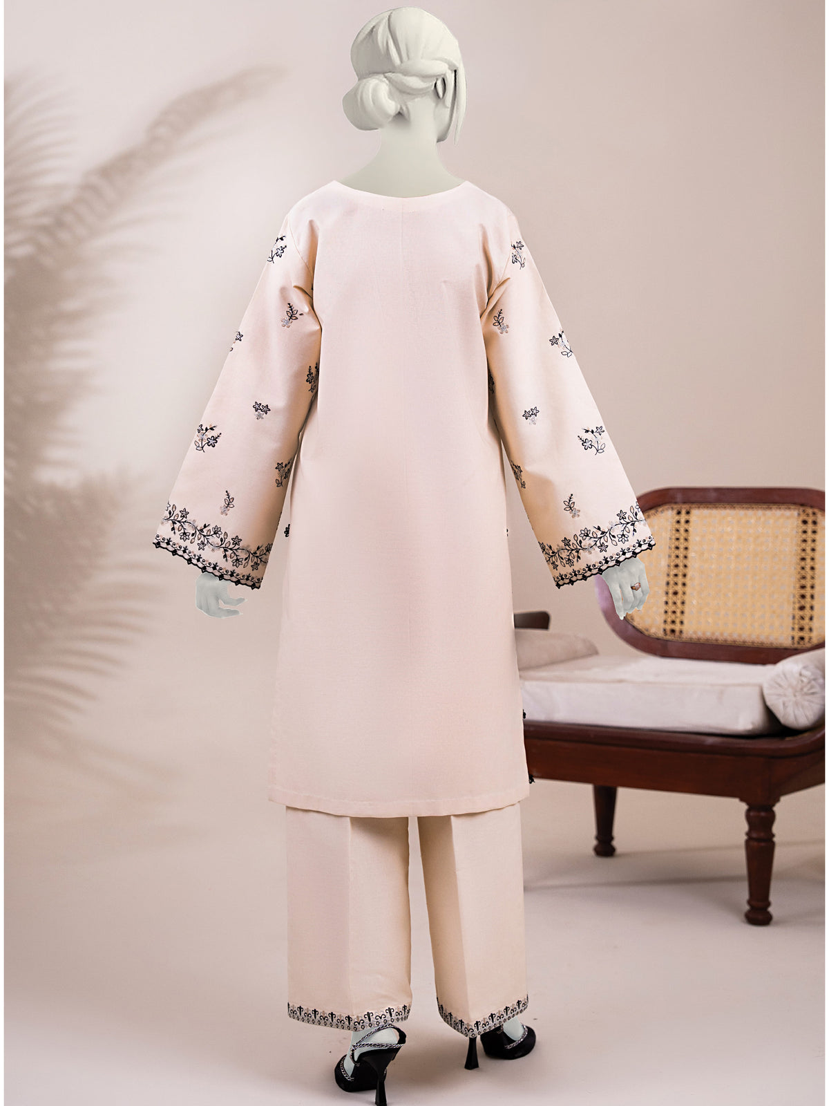Embroidered Khaddar| Stitched