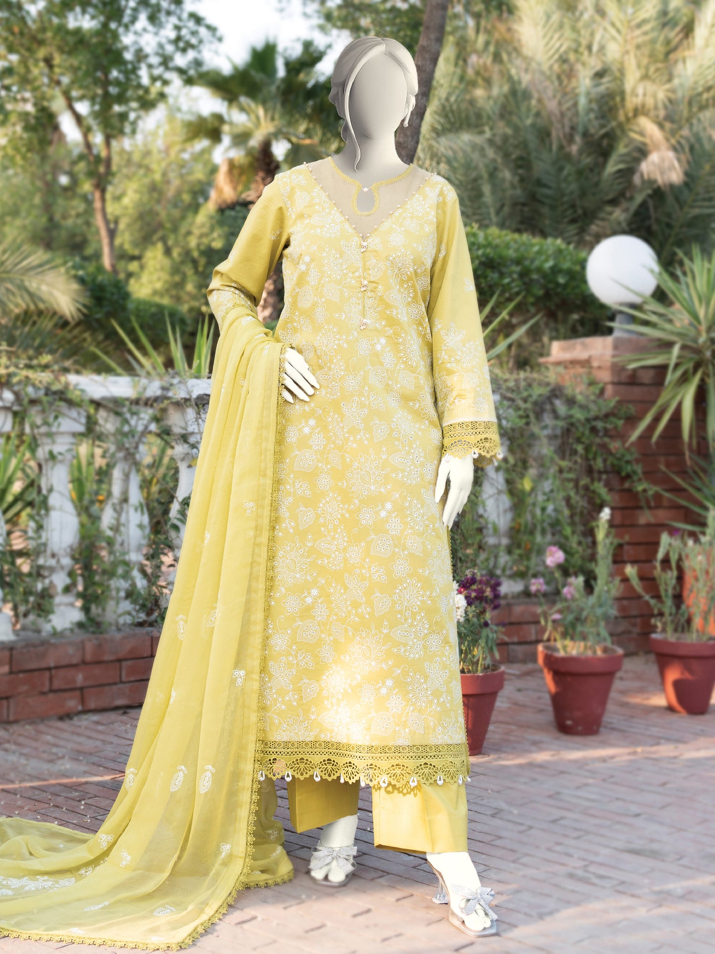 Embroidered Lawn