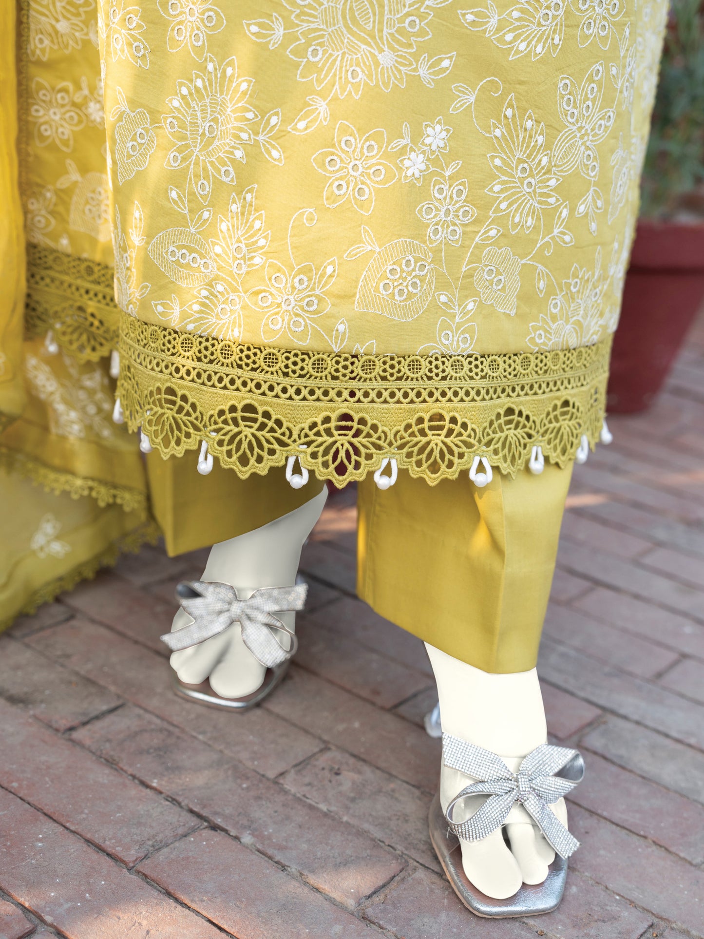 Embroidered Lawn
