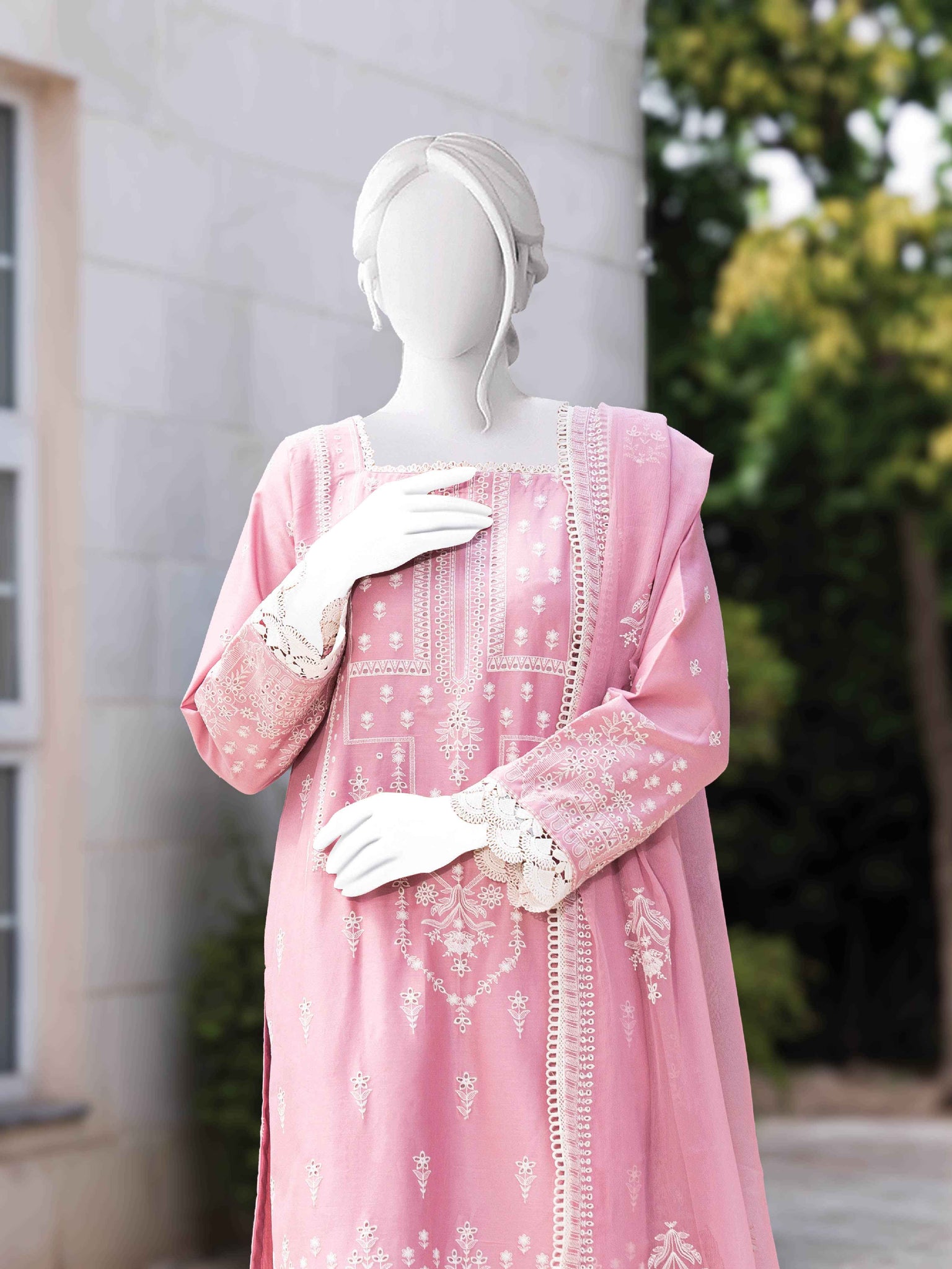 Embroidered Lawn