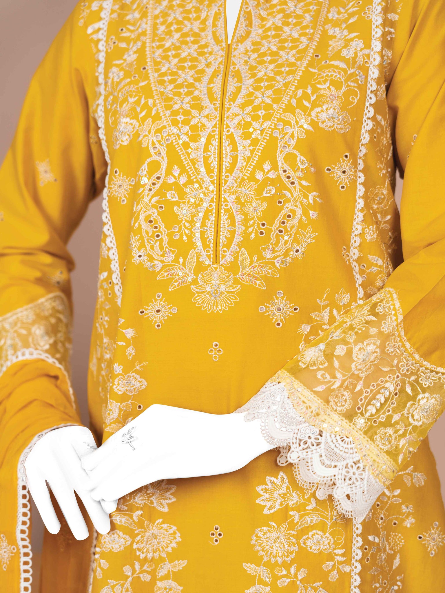 Embroidered Lawn 3PC Stitched