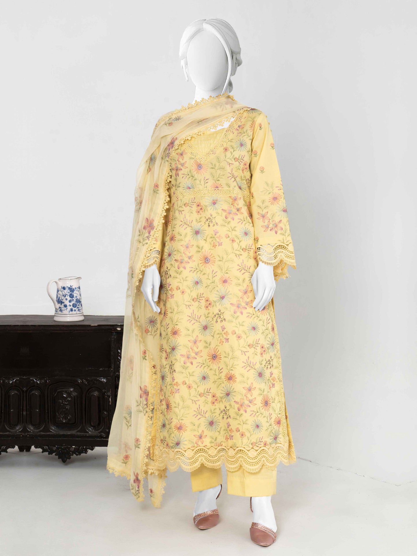 Embroidered Lawn