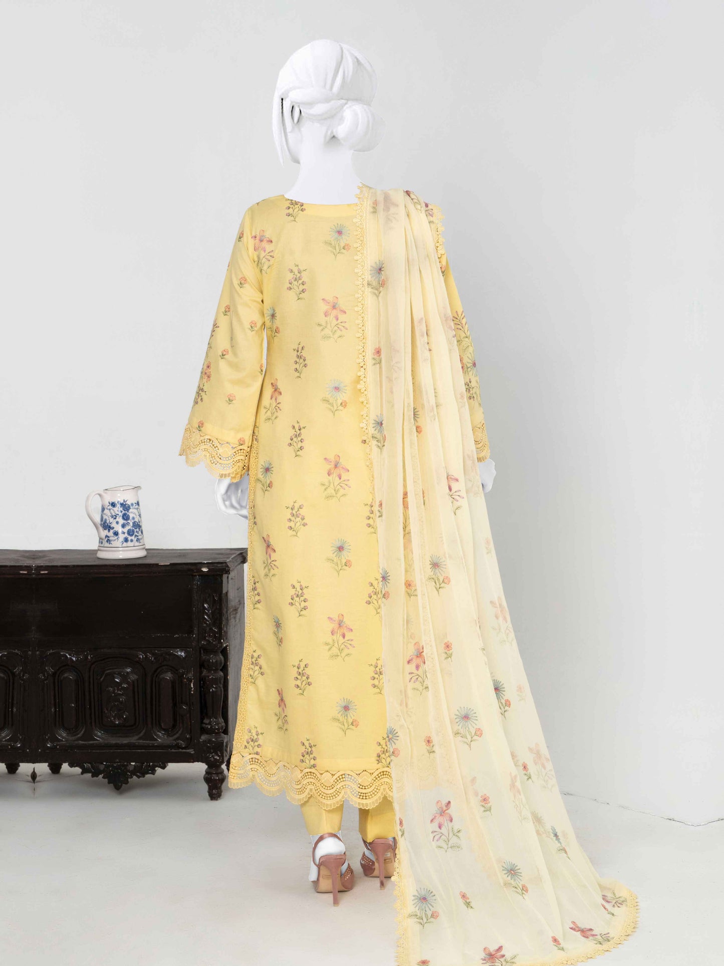 Embroidered Lawn