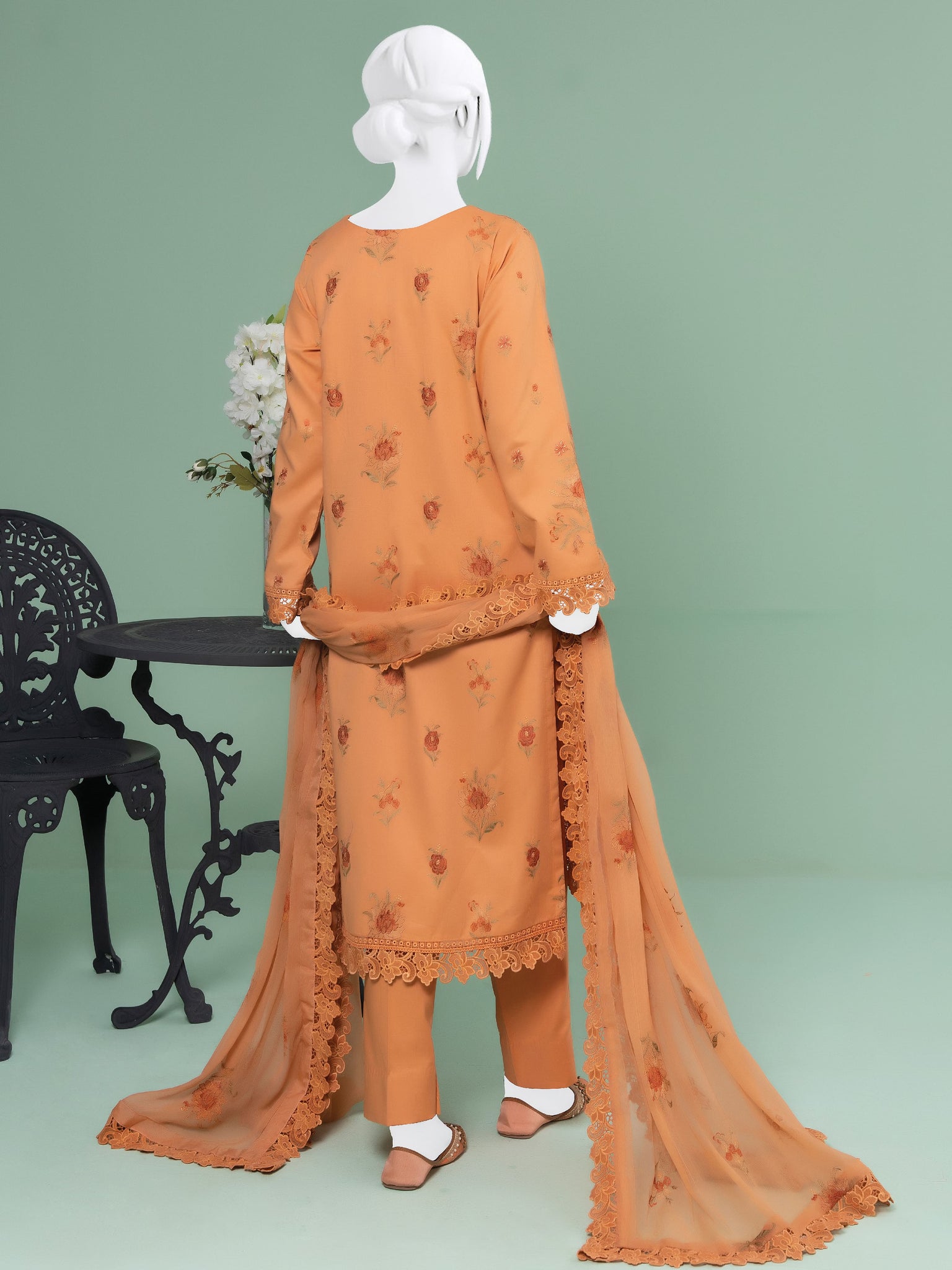 Embroidered Lawn