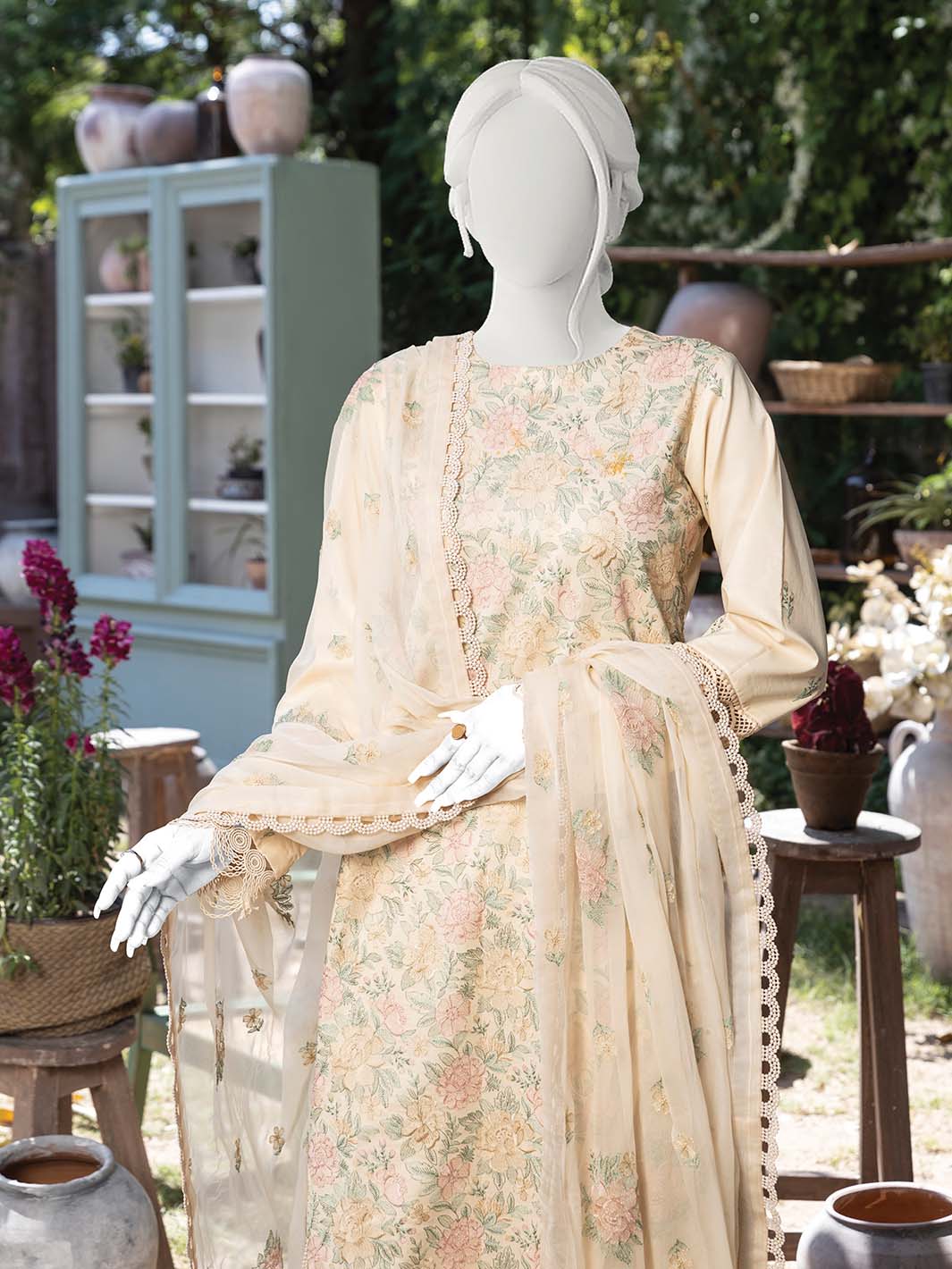 Embroidered Lawn